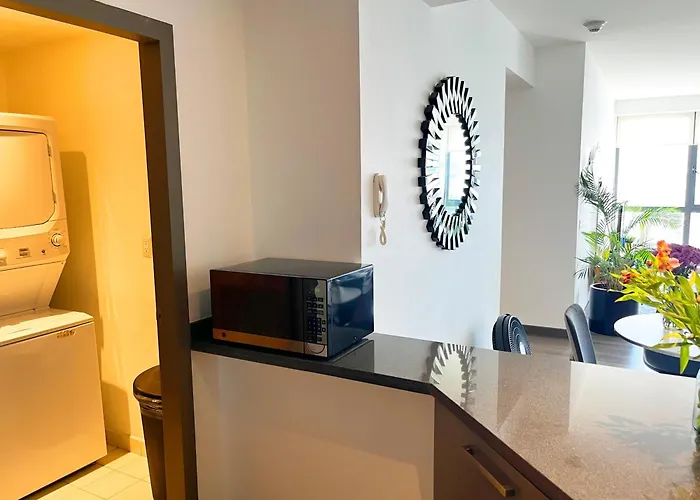 Begrand Alto Polanco Pool Gym Jacuzzi & Apartment